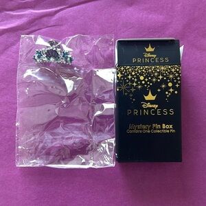 NWT Disney Princess Mystery Blind Box crown pin Ariel the little mermaid tiara